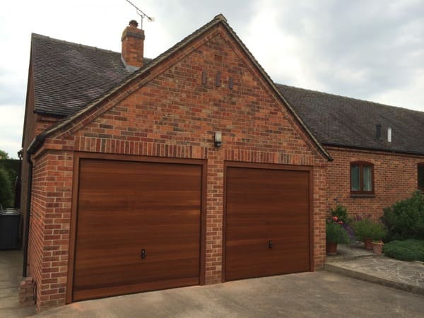 garage doors colchester